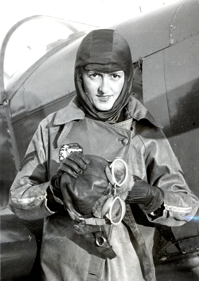 Madeleine Charnaux (1902-1943), world wide NY, 1937, coll. mhv